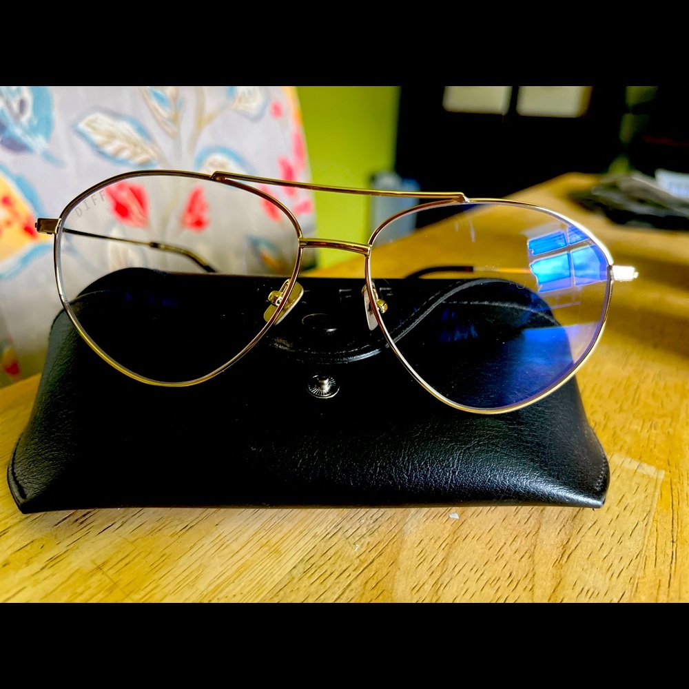 DIFF eyewear blue-light glasses. Never worn, case and cleaning cloth included.